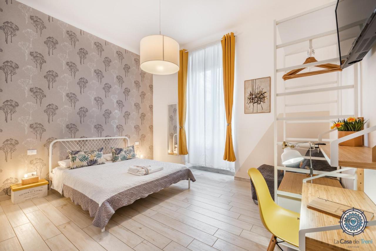 La Casa Dei Treni Affittacamere City Rooms For Travel Lovers La Spezia Buitenkant foto
