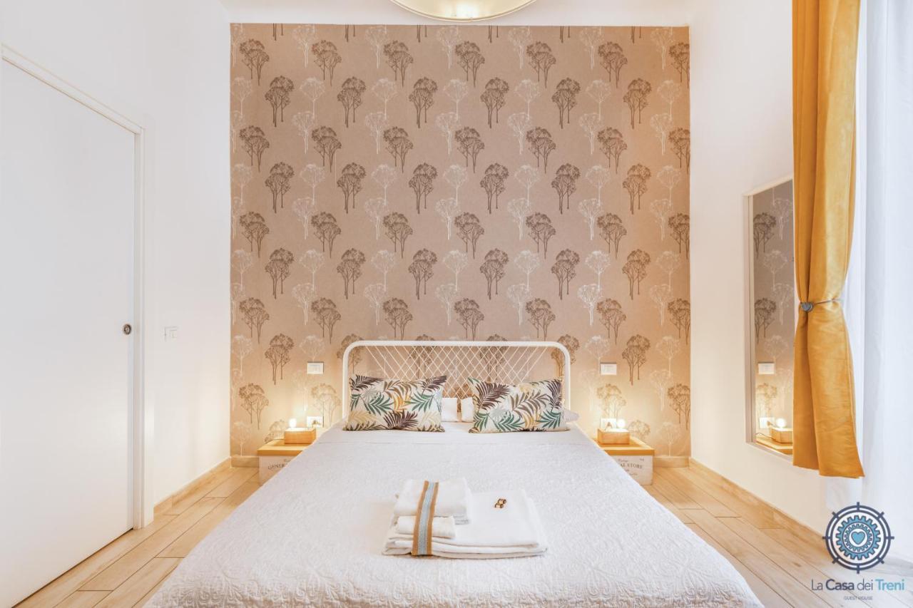 La Casa Dei Treni Affittacamere City Rooms For Travel Lovers La Spezia Buitenkant foto