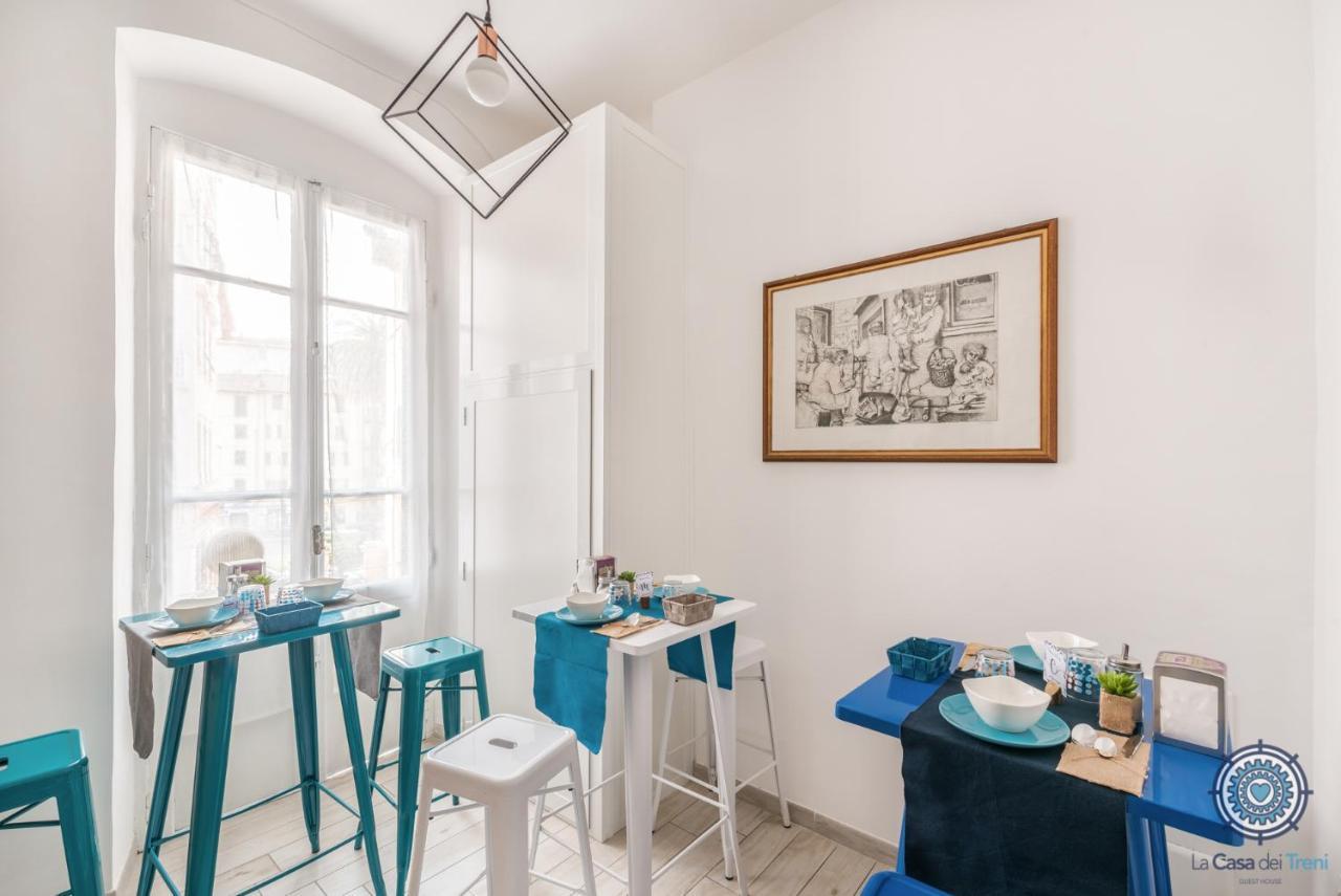 La Casa Dei Treni Affittacamere City Rooms For Travel Lovers La Spezia Buitenkant foto