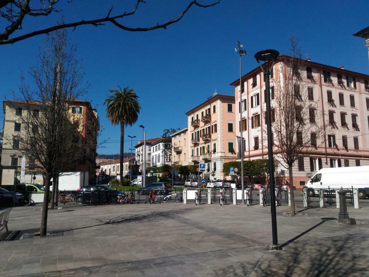 La Casa Dei Treni Affittacamere City Rooms For Travel Lovers La Spezia Buitenkant foto